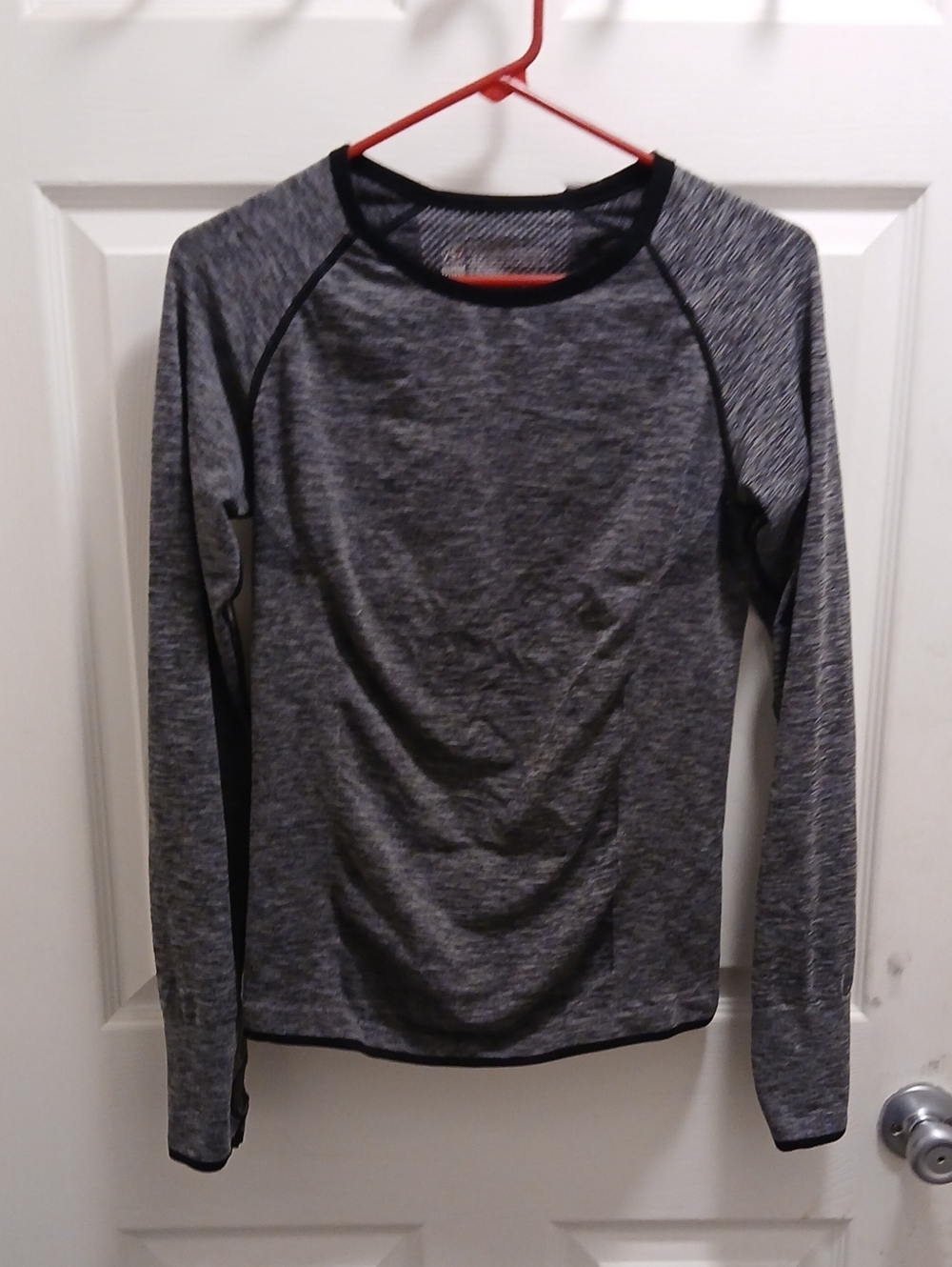 VSX Heathered Gray Long-Sleeve Athletic Tee